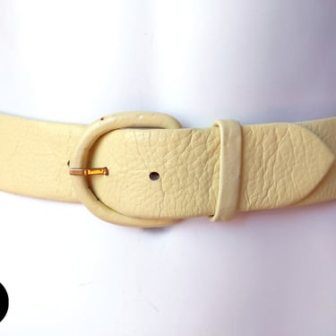 So Pretty Vintage 50s Pastel Yellow Leather Belt 