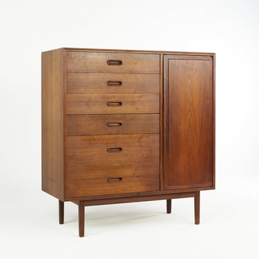 Jack Cartwright for Founders Mid Century Gentleman's Chest - mcm 