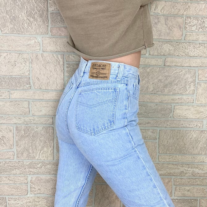 80s Jordache High Waisted Tapered Jeans, 25” to 26” taut
