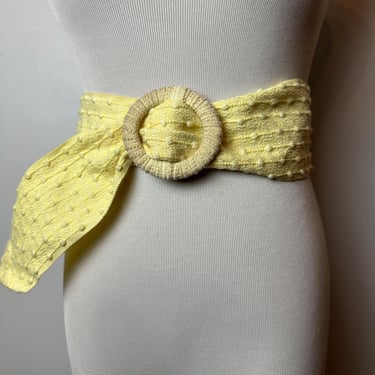 70’s light yellow cloth dress belt~ Nubby dotted texture~ wide cloth cinch buckle belts ~ large round buckle /Size Medium 