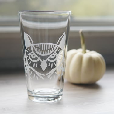 Owl Pint Glass - Great Horned Owl Engraved 