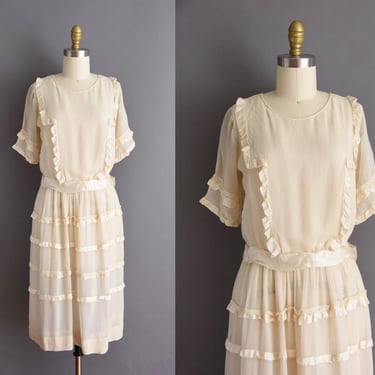 Antique 1920s Vintage Dress | Fluttery Chiffon Ivory Dress | XS Small 