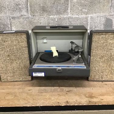 Vintage GE Portable Stereo (Seattle)