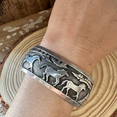 BOBBY BEGAY HORSES Silver Cuff 56g | Sterling Silver Horse Bracelet | Native American, Navajo, Southwest Jewelry 