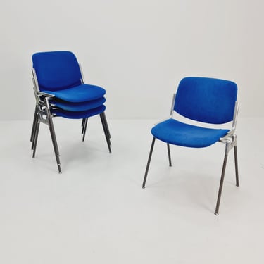 Set of 4 Italian Mid-Century Modern DSC Chairs by Giancarlo Piretti for Castelli / Anonima Castelli, 1970s 