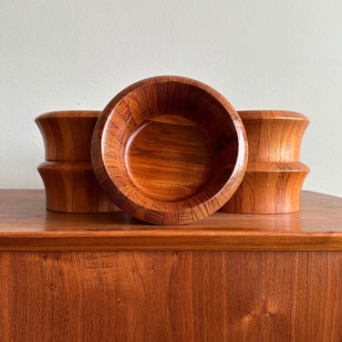 Vintage staved teak bowls, set of 5 / Scan Look designed by AQ / midcentury retro salad serving dishes 