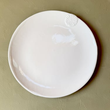 DBO Home + Sentiment Pottery | Round Serving Tray -White