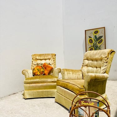 Yellow Tufted Velvet Swivel Chair