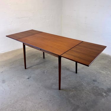 Danish Teak Draw Leaf Dining Table - #A1728