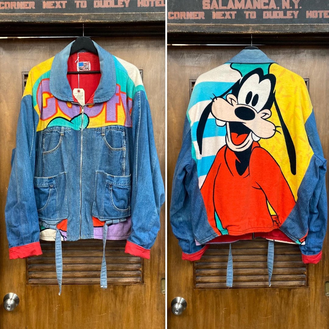 ジャケット・アウター 90s hollywood Mickey denim jacket Disney Store Vintage 90s Kids Size 7-8 Varsity Denim Jacket