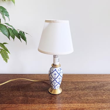 Vintage Small Porcelain Blue and White Table Lamp 