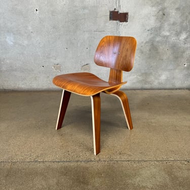 Eames DCW Chair For Herman Miller