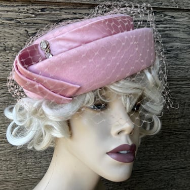 pink fur netted hat vintage 1960s veiled chapeaux 