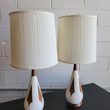 Pair of MCM Plaster 3 Way Table Lamps