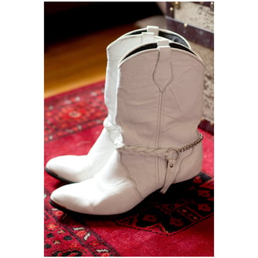 Vintage White Cowgirl Boots - 1990s - Western Booties 