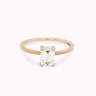 Imogen Emerald-Cut Engagement Ring Setting