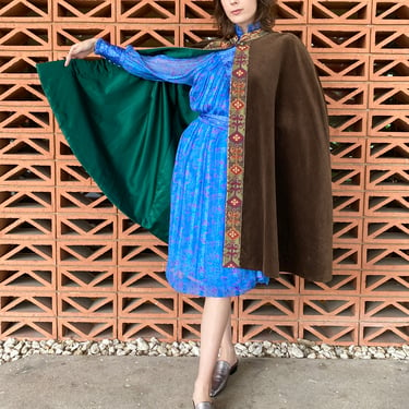 Windy Moors 60's Velvet Cape