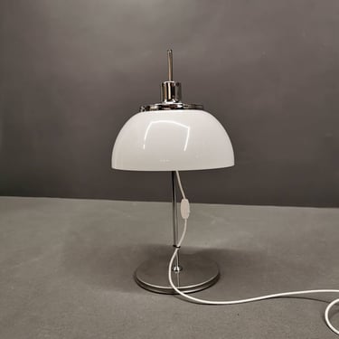 Harvey Guzzini Faro Table Lamp, Vintage Space Age Table Lamp, Luigi Massoni, Italian Design 70's, White Table Lamp 