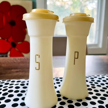 Vintage Tupperware Salt & Pepper Shakers / MCM / 