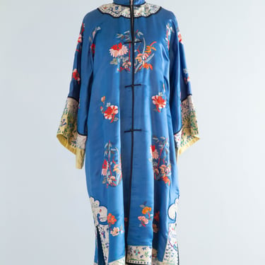 Stunning Circa 1920 Embroidered Chinese Robe In Blue Silk / SM