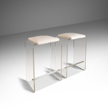 Set of Two ( 2) Waterfall Shaped Lucite Bar Height Barstools in Bouclé After Charles Hollis Jones, USA, c. 1980s 