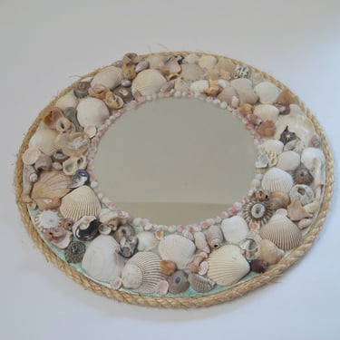 Vintage Seashell Mirror Seashell Wreath Small Round Seashell Mirror Vanity Tray Beach Decor Natural Decor Mirror Stand Beach Wedding Decor 