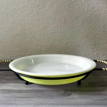 Pyrex Lime Green 909 9” Pie Plate “Jadeite” 1950s  with caddy 