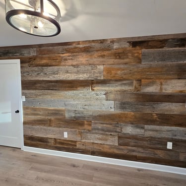 FREE SHIPPING - Rustic Weathered Reclaimed Wormy Chestnut Wood Planks for DIY Crafts, Projects and Decor 