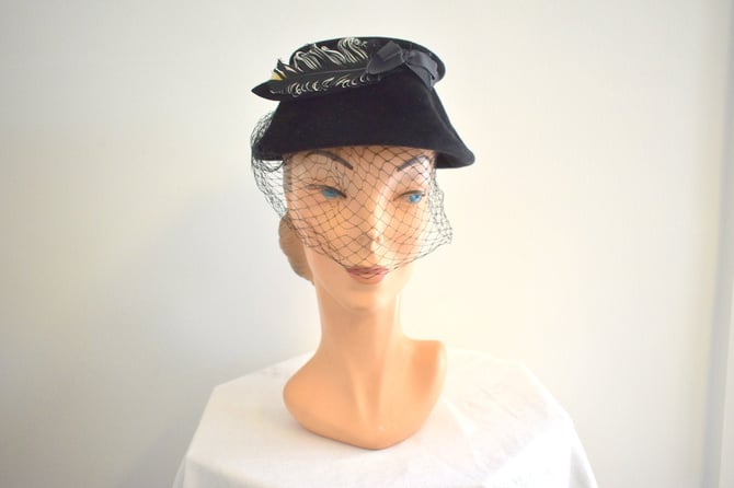 1940s Black Velour Hat with Feather 