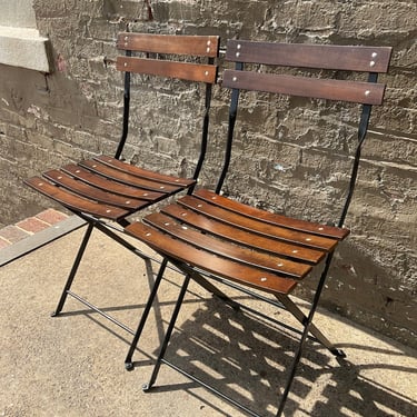 Pair of Folding Patio Chairs