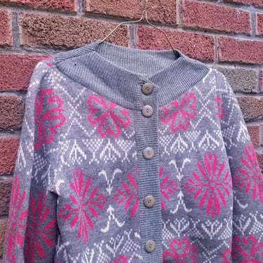 Vintage 1950's to 1960's Catalina Wool Campus Cardigan Sweater / Women's S / Fair Isle 