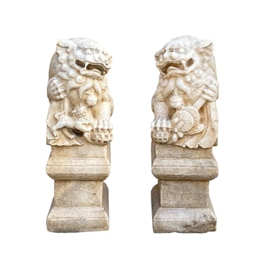 Chinese Pair Cream White Marble Stone Fengshui Foo Dogs Statues cs7387E 