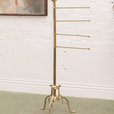 Brass Royalty Towel Rack