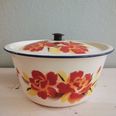 Vintage Floral Enamelware Lidded Bowl / Pot Kitchen Décor Home Décor 