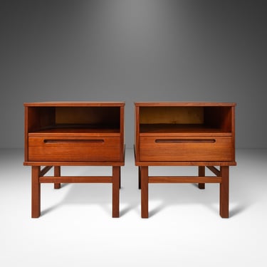 Set of Two (2) Nightstands End Tables in Teak by Nils Jonsson for Torring Møbelfabrik Produced by HJN Mobler, Denmark, c. 1960's 