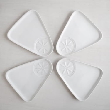 Vintage Bennington Potters of Vermont Set of Four Snack Plate Trays in White Designed by Yusuke Aida 