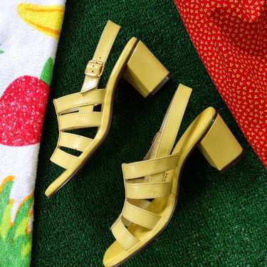 Mod Vintage 60s 70s Light Dusty Yellow Strappy Heeled Sandals by Joyce California 