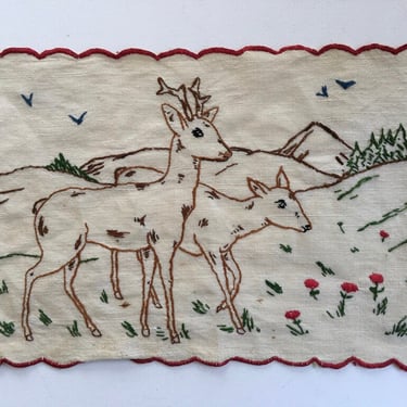 Small Vintage Deer Embroidery, Woodland Animals Sitchery, Hand Stitched 