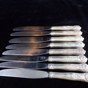 ws/(8) US Navy 8 1/4" Silver Butter Knives, Reed & Barton Mirrorstele
