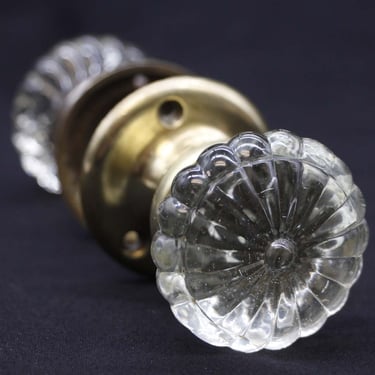 Vintage Daisy Glass Passage Door Knob Set