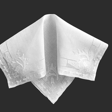 Vintage wedding handkerchief. Drawn thread & applique, white linen bridal hankie. Floral w/ Art Deco Greek key edge. Something old for bride 
