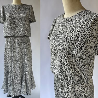 Abstract Print Black & White Fit and Flare Dress by 'Starlo' Made in USA Size Medium, Large / Vintage, 1980s, Business, Trumpet Skirt, Retro 