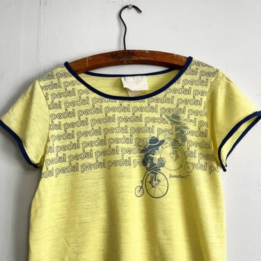 Vintage 70s Womens Cute Pedal Pedal Pedal Scoop neck Biking Shirt Size M 