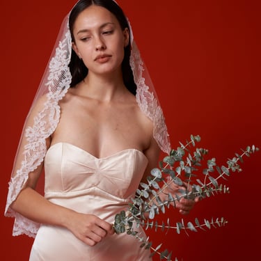 Alençon Lace Mantilla