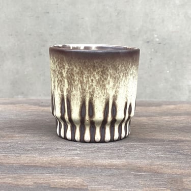 Porcelain Ceramic "Arrow" Cup  -  Feathered Smoke 