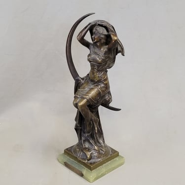 Antique French Art Nouveau Bronze Sculpture of a Woman Signed H. Levasseur (RL)