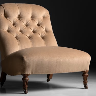 Buttonback Slipper Chair in Wool by Rosemary Hallgarten