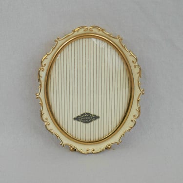 Vintage Oval Picture Frame - 24 Karat Gold Plated Metal w/ Convex Glass - Matte Cream Paint Accent - Tabletop or Wall - Holds 3