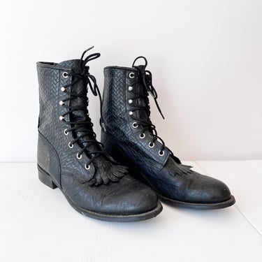 SIZE 8 Vintage Black Lace Up Leather Booties Ankle - Adventurecore - Goblincore - Dark Academia by Capezio 