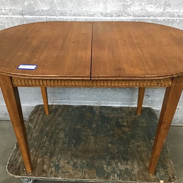 Vintage Mahogany Oval Dining Table (Seattle)